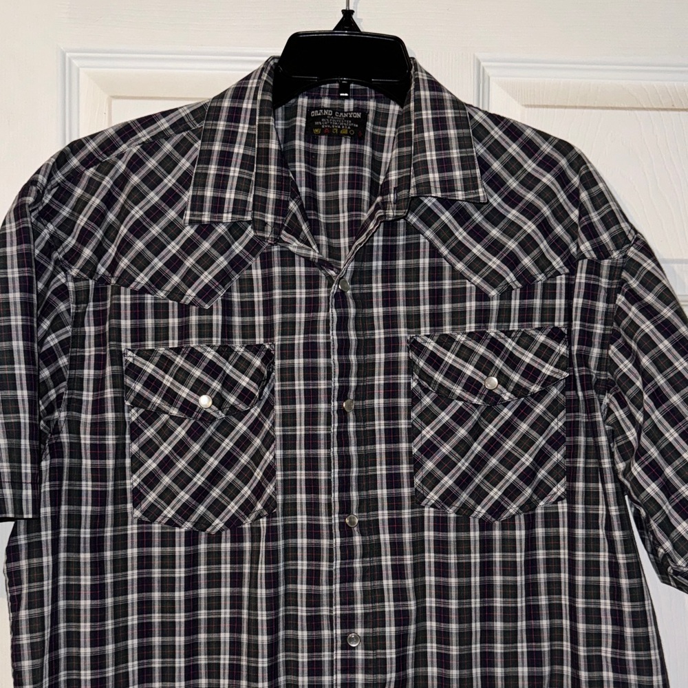 3/$30 Vintage Western Grand Canyon Button Up Shirt